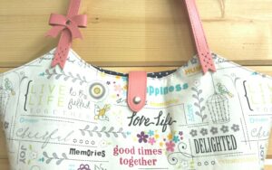 Bucket bag with leather handles