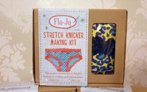 Knicker kit