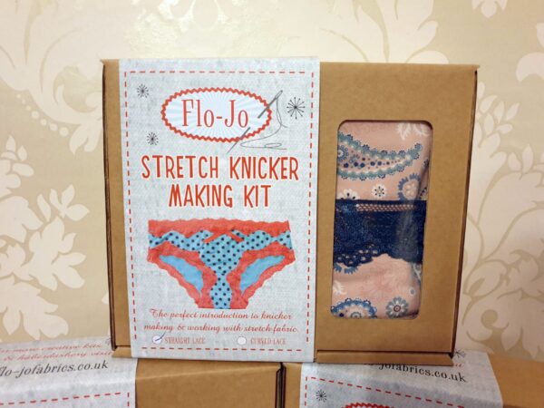 Knicker kit