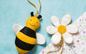 Bee & Flower Mini Kit