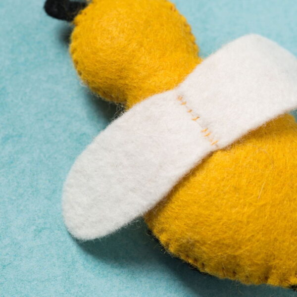 Bee & Flower Mini Kit - Image 6