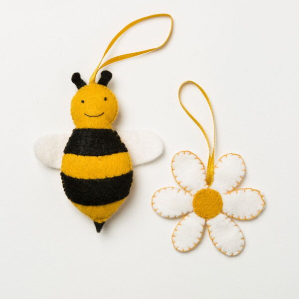Bee & Flower Mini Kit - Image 2