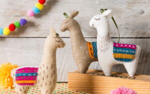 Llama Felt Craft Kit