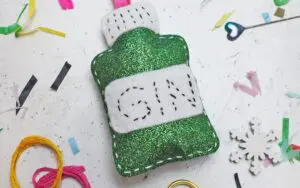 'Merry Gin-mas' Mini Decoration Kit