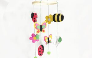 'Bug and Bee' Hanging Decoration Kit