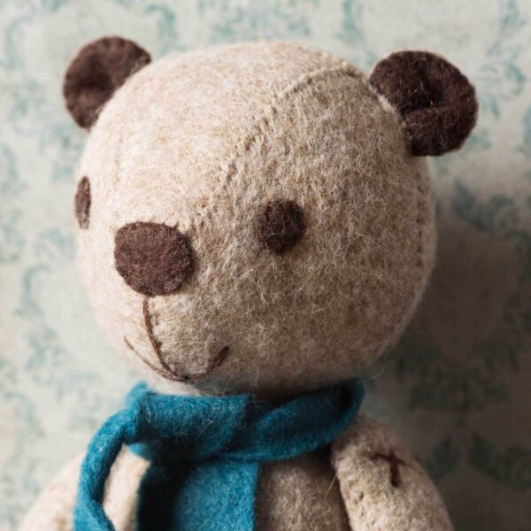 Vintage Teddy Felt Craft Kit