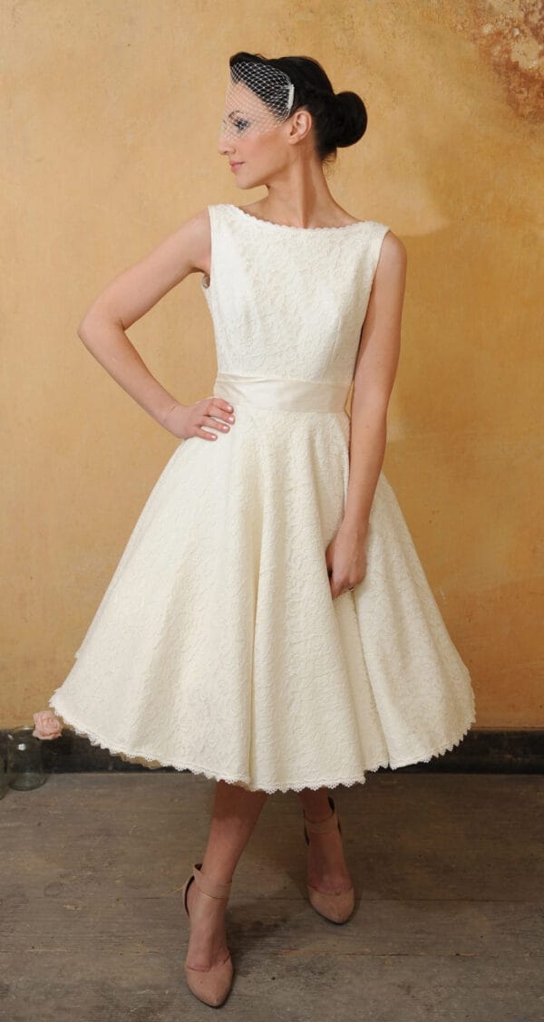 Ivory / Cream Floral Lace £6p/m - Image 5